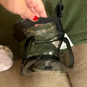 2 very cute and durable makeup bags/purses!